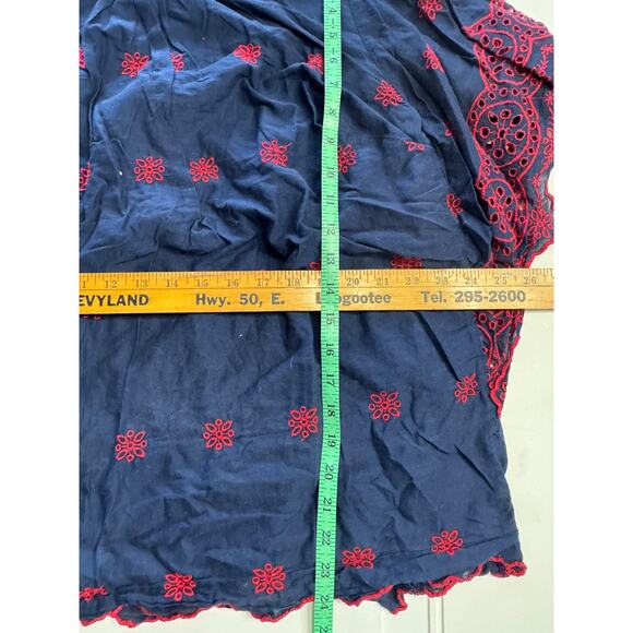 CATHERINES Size 1X Embroidered Eyelet Flutter Sleeve Top 100% Cotton Navy/Red - Picture 5 of 5